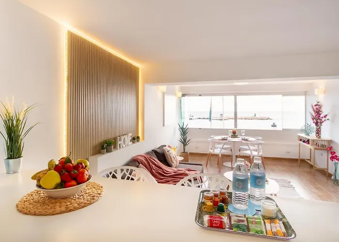 Banus - Front * ماربيا