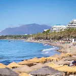 Banus - Front
