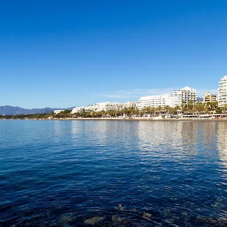 Banus - Beachfront - Prime Location - Bright 1br - 1ba - Frontline - Panoramic Mediterranean Views - Heart Of Center - Spectacular Sunrises & Sunsets - Perfect For Couples *