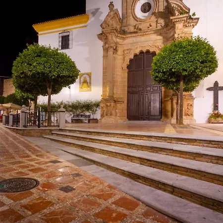 Banus - Front 公寓 *