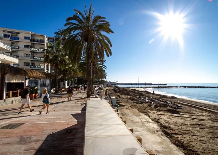 Banus - Front * Marbellac